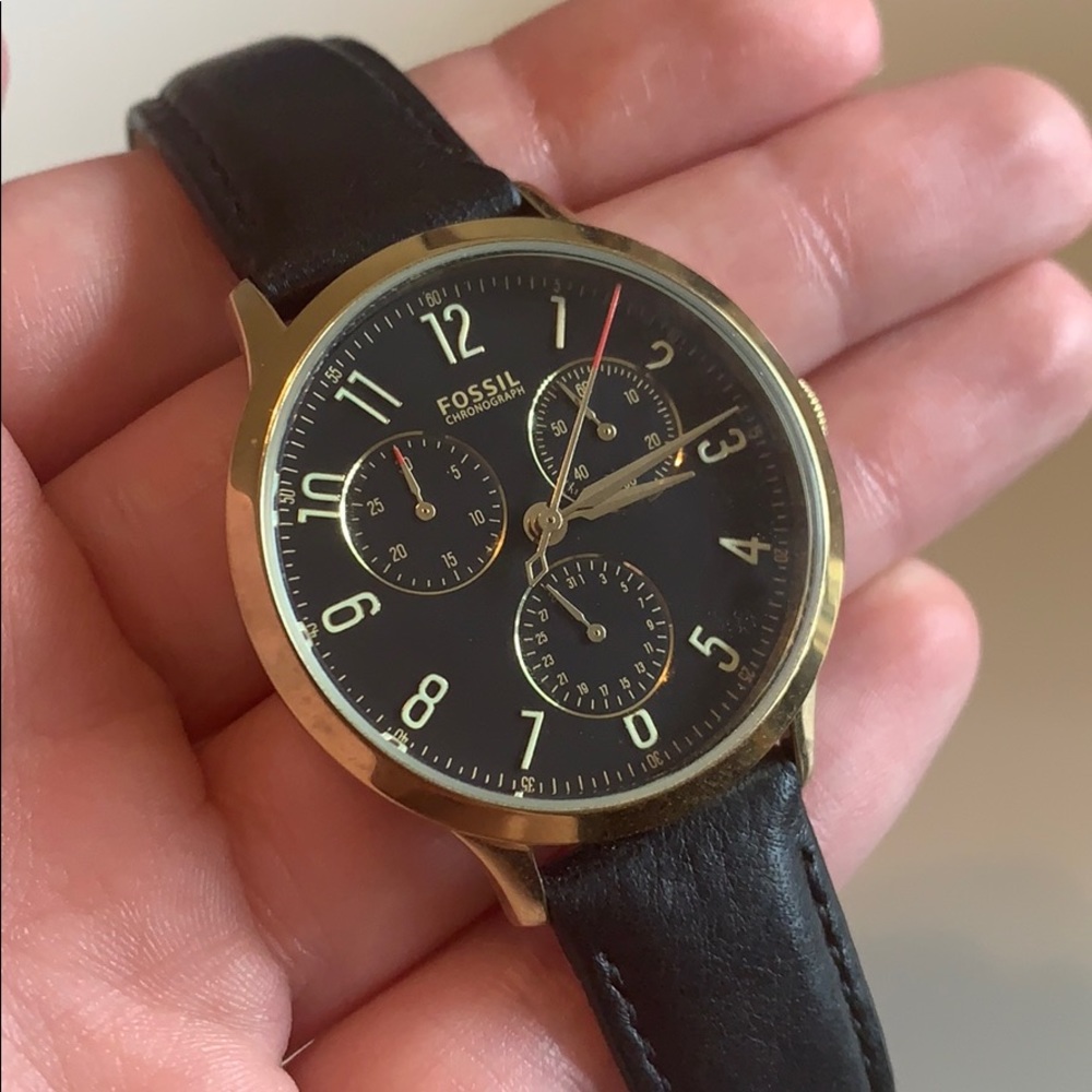 FOSSIL WATCH
